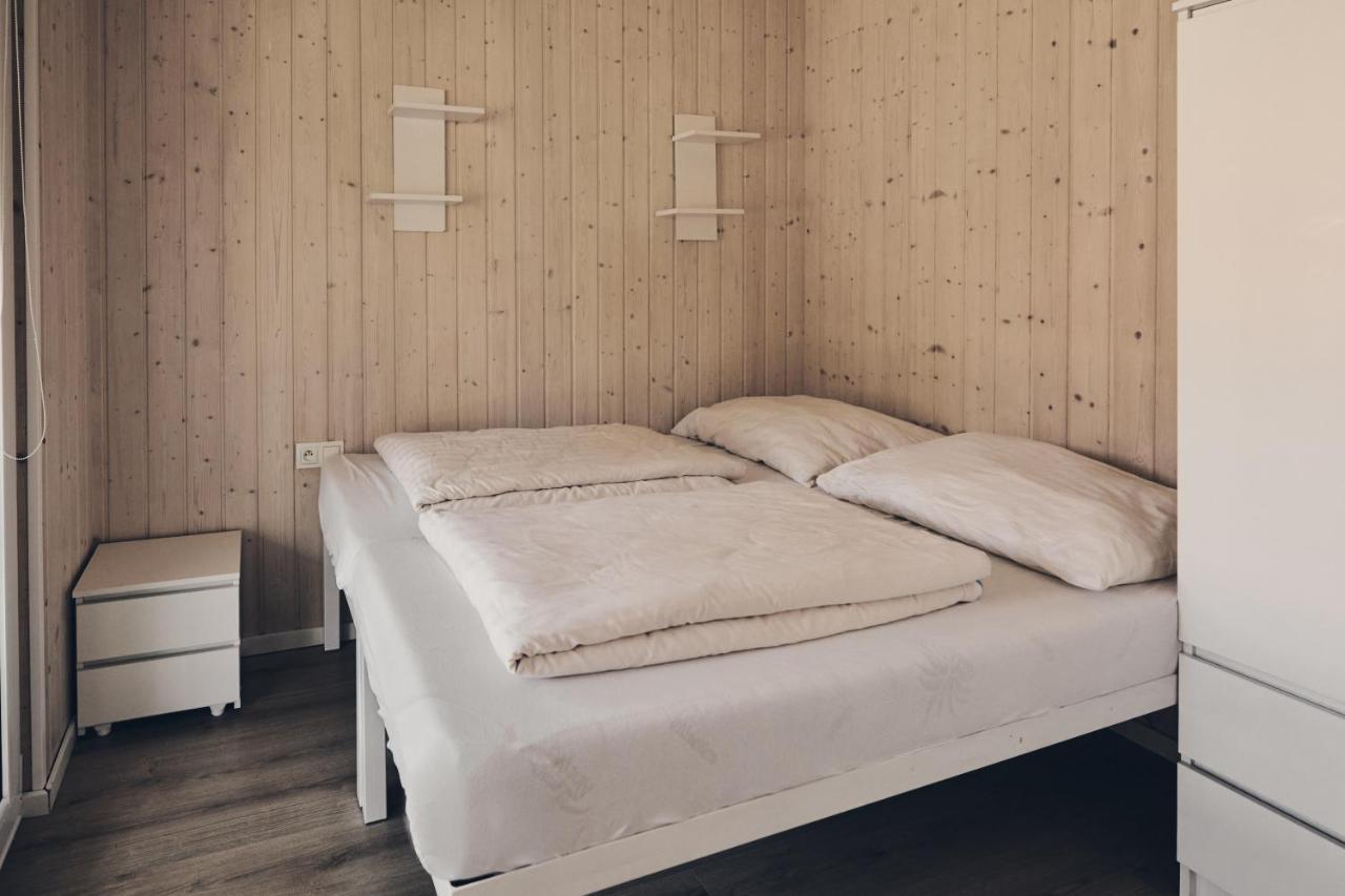 Holiday Siesta Pensjonat, Domki Реваль Экстерьер фото